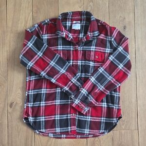 American Eagle Red and Black Plaid Shirt